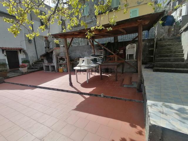 Villetta indipendente in vendita di 180 m² in Località Villagrossa