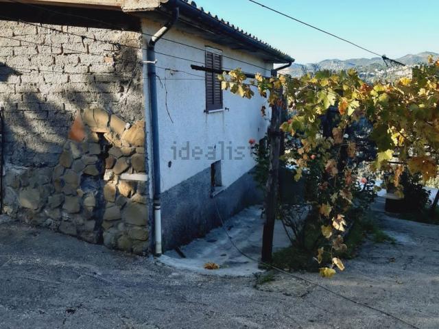 Villetta indipendente in vendita di 180 m² in Località Cantarelle, 1