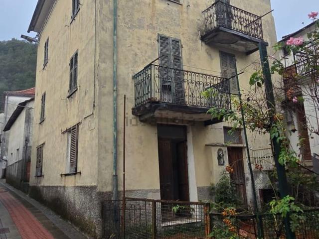 Villetta indipendente in vendita di 180 m² in Località Cassingheno, 67