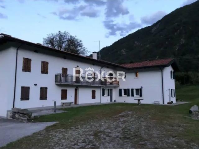 Villetta indipendente in vendita di 180 m² in Località Chiarandin