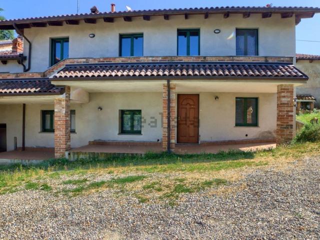 Villetta indipendente in vendita di 180 m² in Località Monticelli