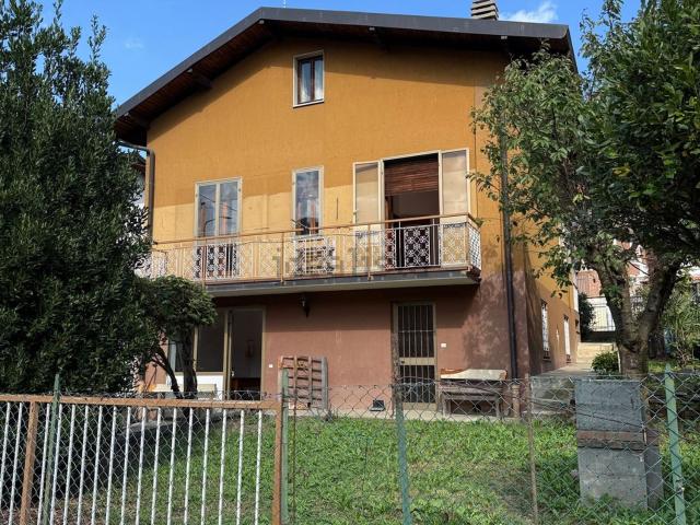 Villetta indipendente in vendita di 180 m² in Strada Comunale Cartiglia, 43