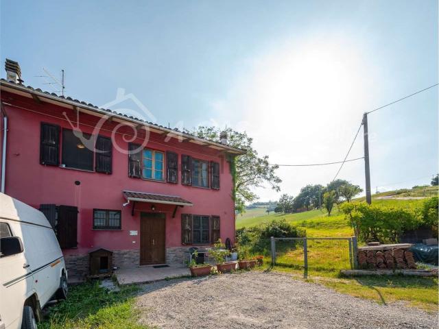 Villetta indipendente in vendita di 180 m² in Strada Cavicchiolo