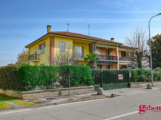 Villetta indipendente in vendita di 180 m² in Strada Cavour, 4