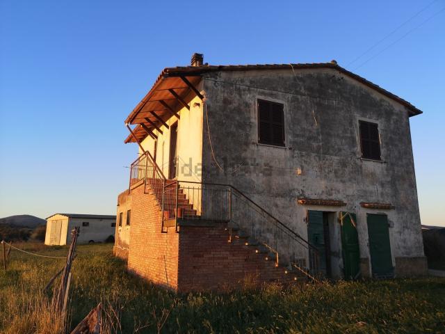 Villetta indipendente in vendita di 180 m² in Strada gorello, 1