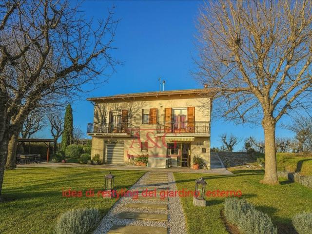 Villetta indipendente in vendita di 180 m² in Strada Provinciale 187