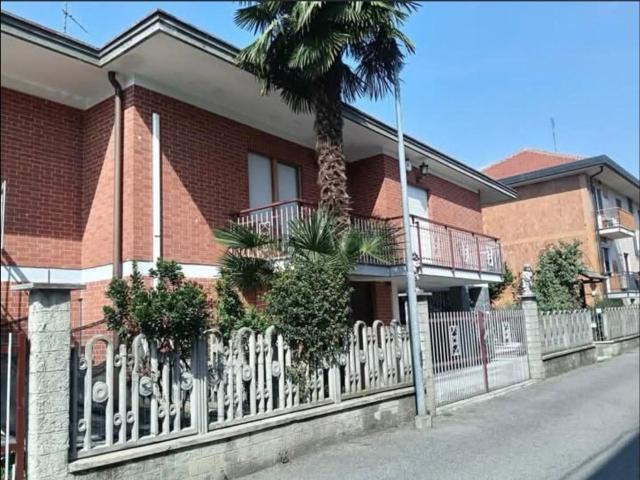 Villetta indipendente in vendita di 230 m² in Strada Tagliaferro, 2
