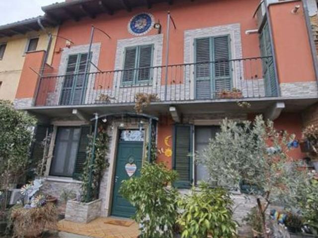 Villetta indipendente in vendita di 181 m² in Via Cavour, 36