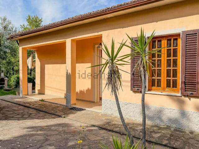 Villetta indipendente in vendita di 181 m² in Via Immaginetta