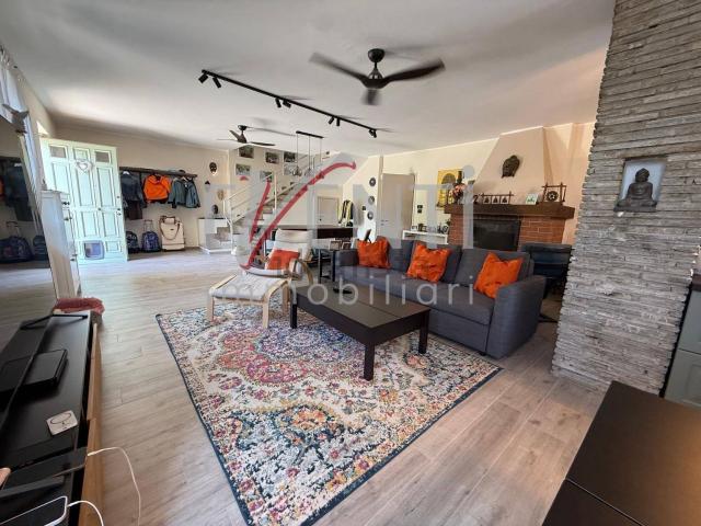 Villetta indipendente in vendita di 181 m² in Via Madonna della Neve, 4