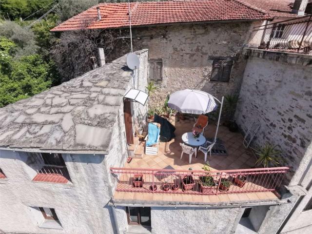 Villetta indipendente in vendita di 181 m² in Via San Lorenzo, 15
