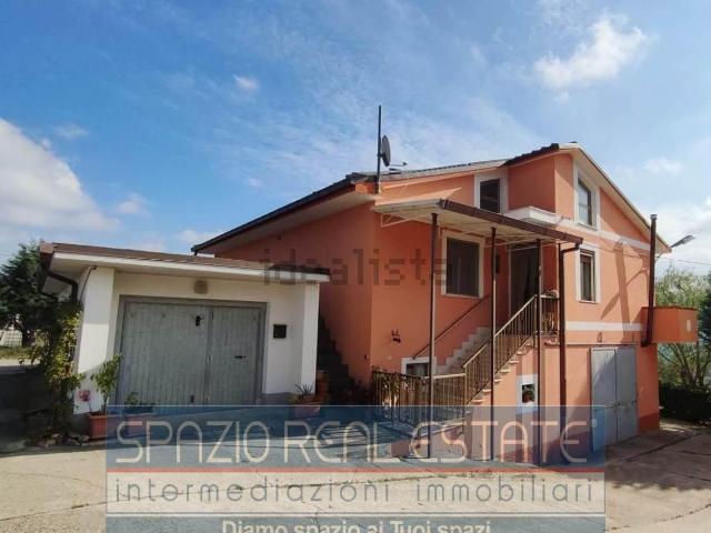 Villetta indipendente in vendita di 182 m²