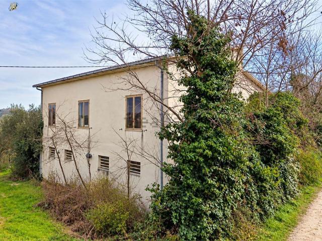 Villetta indipendente in vendita di 182 m² in Via Case Sparse, 3