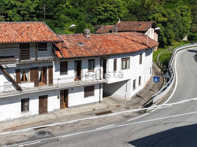 Villetta indipendente in vendita di 182 m² in Via Montegrappa, 22