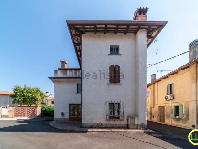 Villetta indipendente in vendita di 182 m² in Vicolo Rizzo, 9
