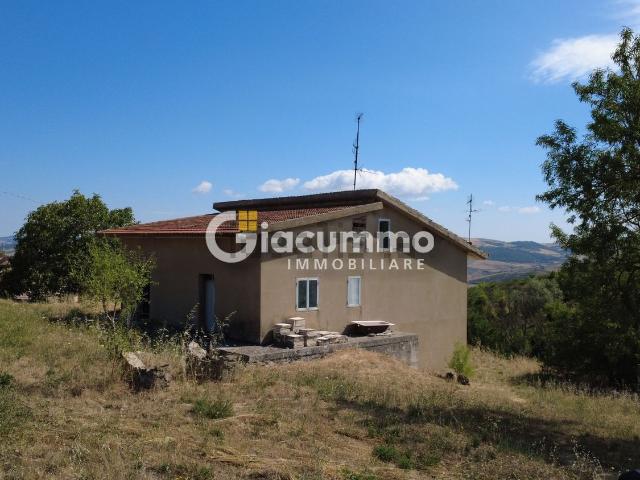 Villetta indipendente in vendita di 182 m² in Contrada Botte