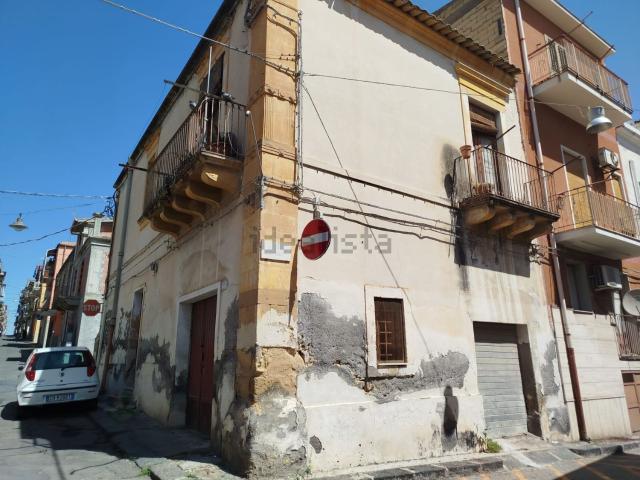 Villetta indipendente in vendita di 183 m² in Via Cavour