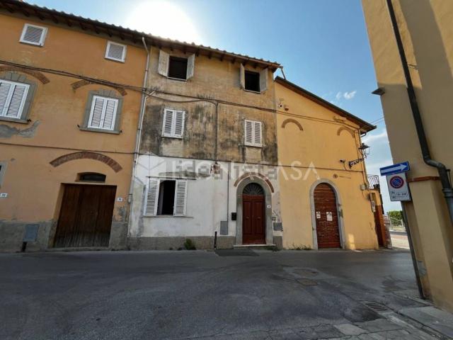 Villetta indipendente in vendita di 183 m² in Via Francesco Guicciardini