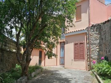 Villetta indipendente in vendita di 183 m² in Via San Sebastiano