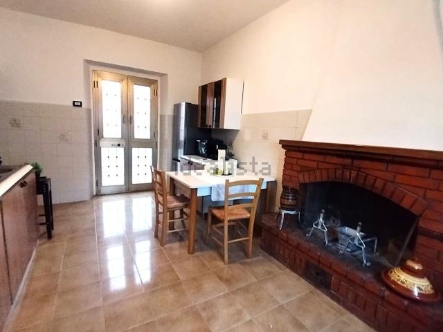 Villetta indipendente in vendita di 183 m² in Piazza Trento e Trieste