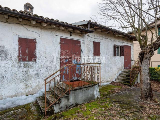 Villetta indipendente in vendita di 184 m² in Via Ca&apos  Bernardoni, 541