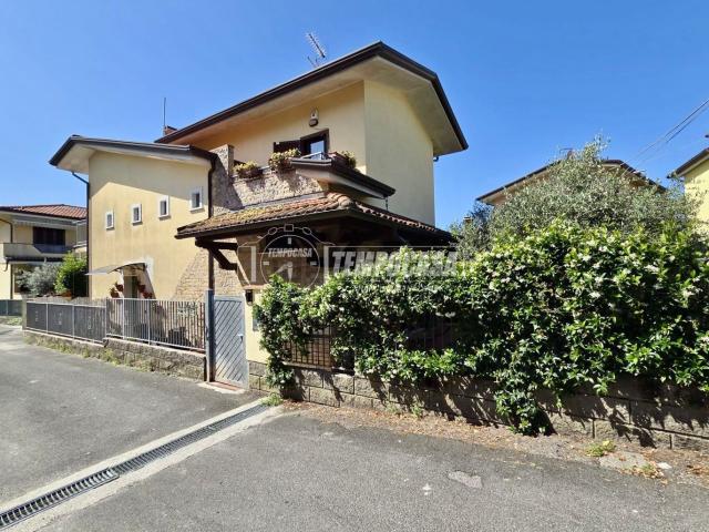 Villetta indipendente in vendita di 184 m² in Via Castagnola di Sotto, 42