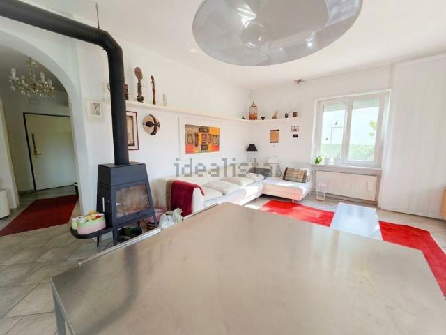 Villetta indipendente in vendita di 184 m² in Via Bivio