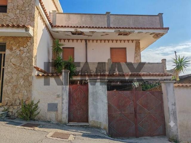 Villetta indipendente in vendita di 184 m² in Via Poggio del Carancino, 104