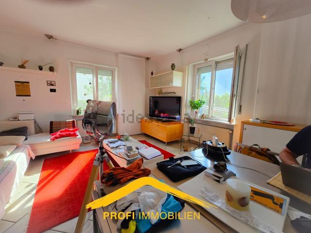 Villetta indipendente in vendita di 184 m² in Via Resia