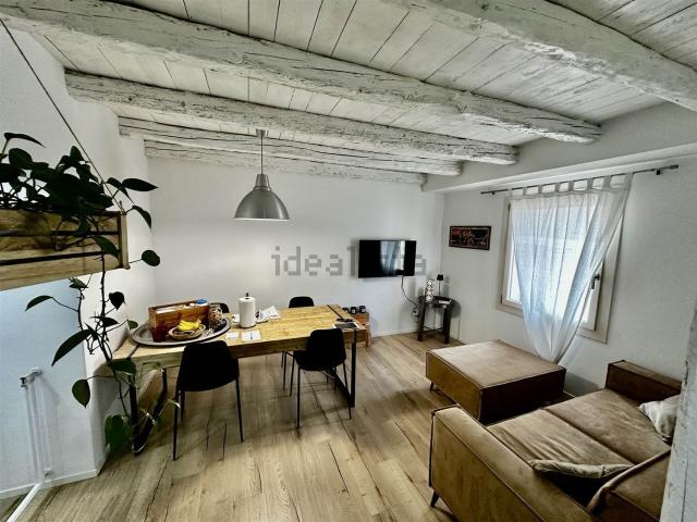 Villetta indipendente in vendita di 184 m² in Strada delle Caneve