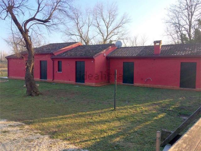 Villetta indipendente in vendita di 185 m² in Via Capanno di G. Garibaldi