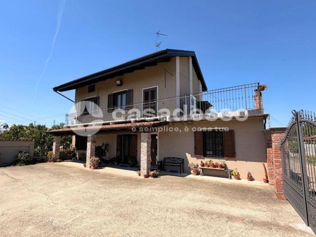 Villetta indipendente in vendita di 185 m² in Via Arturo Guglielmi, 33