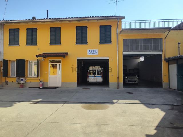 Villetta indipendente in vendita di 185 m² in Via Azzo Porzio, 93