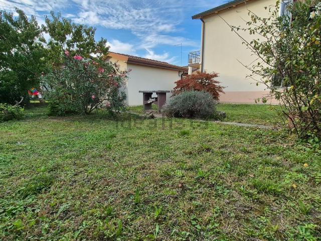 Villetta indipendente in vendita di 185 m² in Via Donizetti