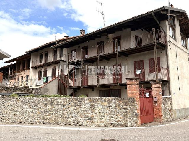 Villetta indipendente in vendita di 185 m² in Via IV Novembre