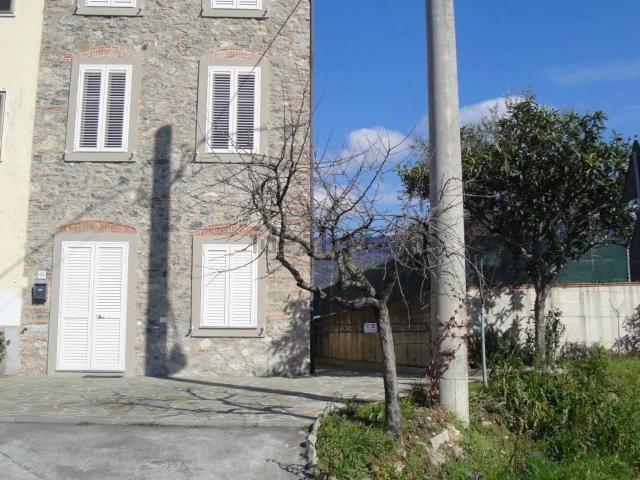 Villetta indipendente in vendita di 185 m² in Via Sant&apos  Antonio, 68