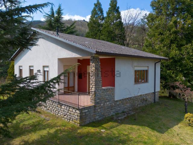 Villetta indipendente in vendita di 185 m² in Via Sant&apos Ilario