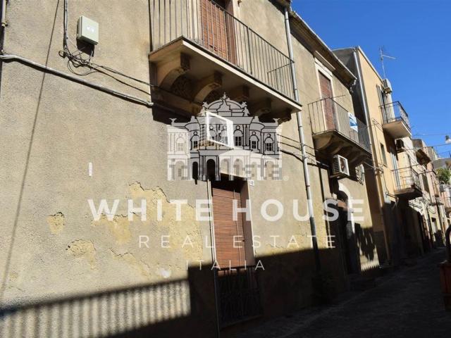Villetta indipendente in vendita di 185 m² in Via Spirito Santo, 142