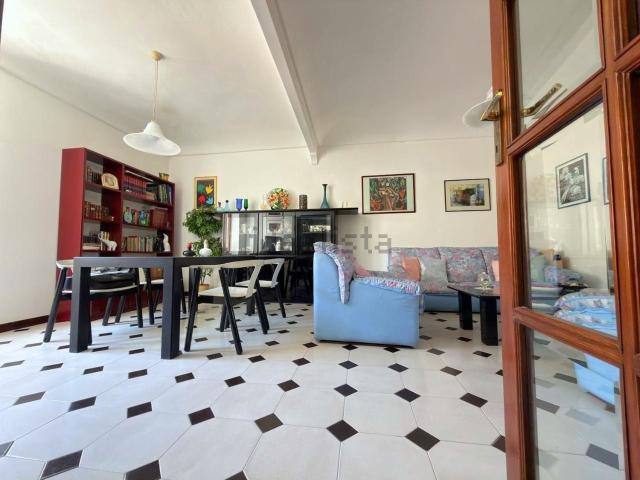Villetta indipendente in vendita di 185 m² in Via Pace, 39