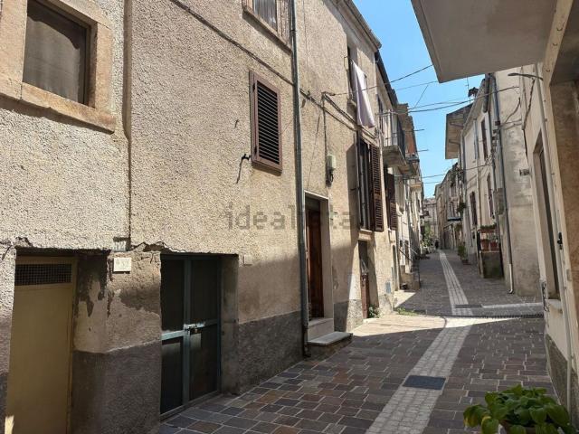Villetta indipendente in vendita di 185 m² in Via RUGGERI, 48