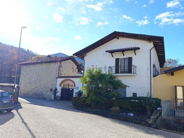 Villetta indipendente in vendita di 185 m² in Via Vonera, 6
