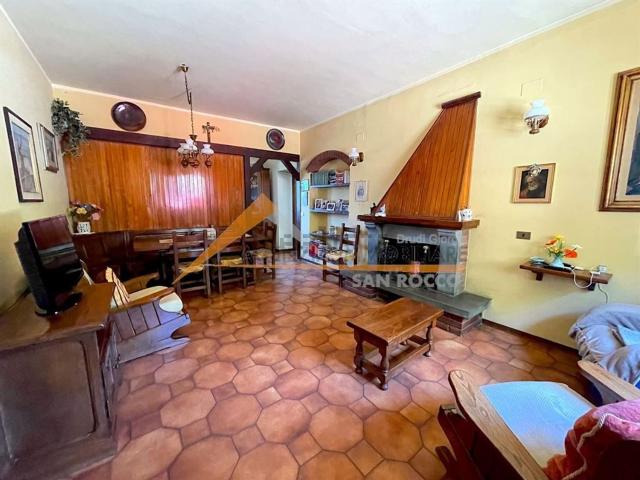 Villetta indipendente in vendita di 185 m² in Viale San Francesco