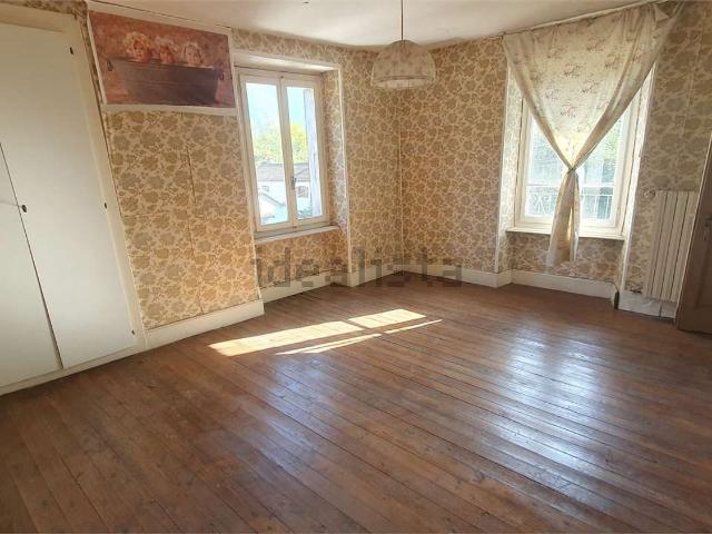 Villetta indipendente in vendita di 185 m² in Frazione Migiandone, 157