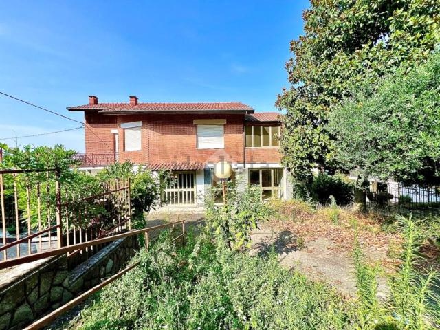 Villetta indipendente in vendita di 185 m² in Strada San Dionigi, 9