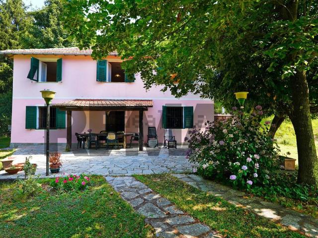 Villetta indipendente in vendita di 186 m² in Via Andrea Gallino, 34