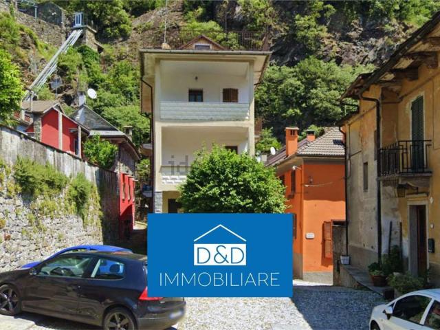 Villetta indipendente in vendita di 187 m² in Via Nazionale, 93