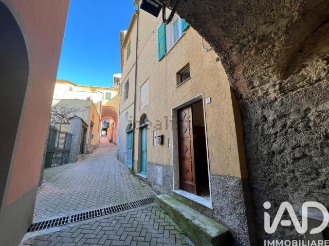 Villetta indipendente in vendita di 187 m² in Via San Giacomo, 6