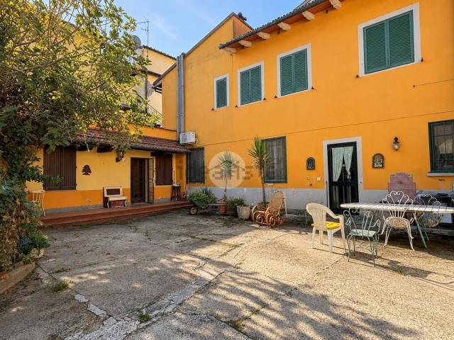 Villetta indipendente in vendita di 187 m² in Via San Jacopo, 167