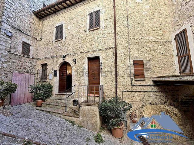 Villetta indipendente in vendita di 187 m² in Via Siena, 3