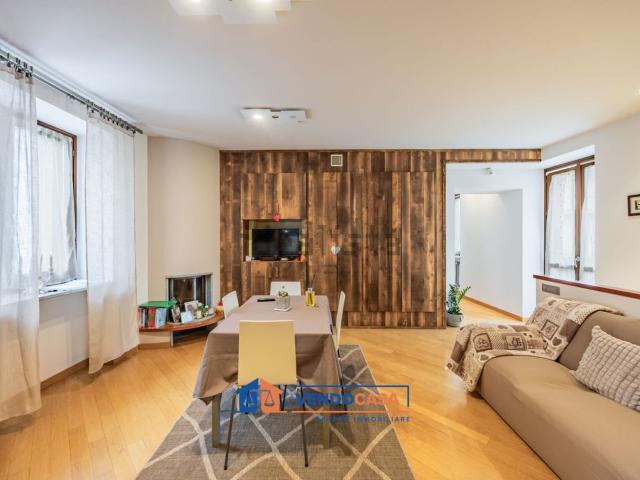 Villetta indipendente in vendita di 187 m² in Via V. Peirone, 4